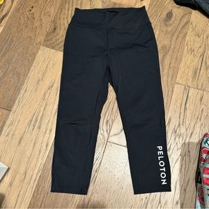 Peloton Capri Leggings